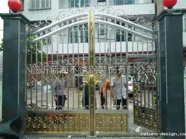 华体汇赞助门厂家